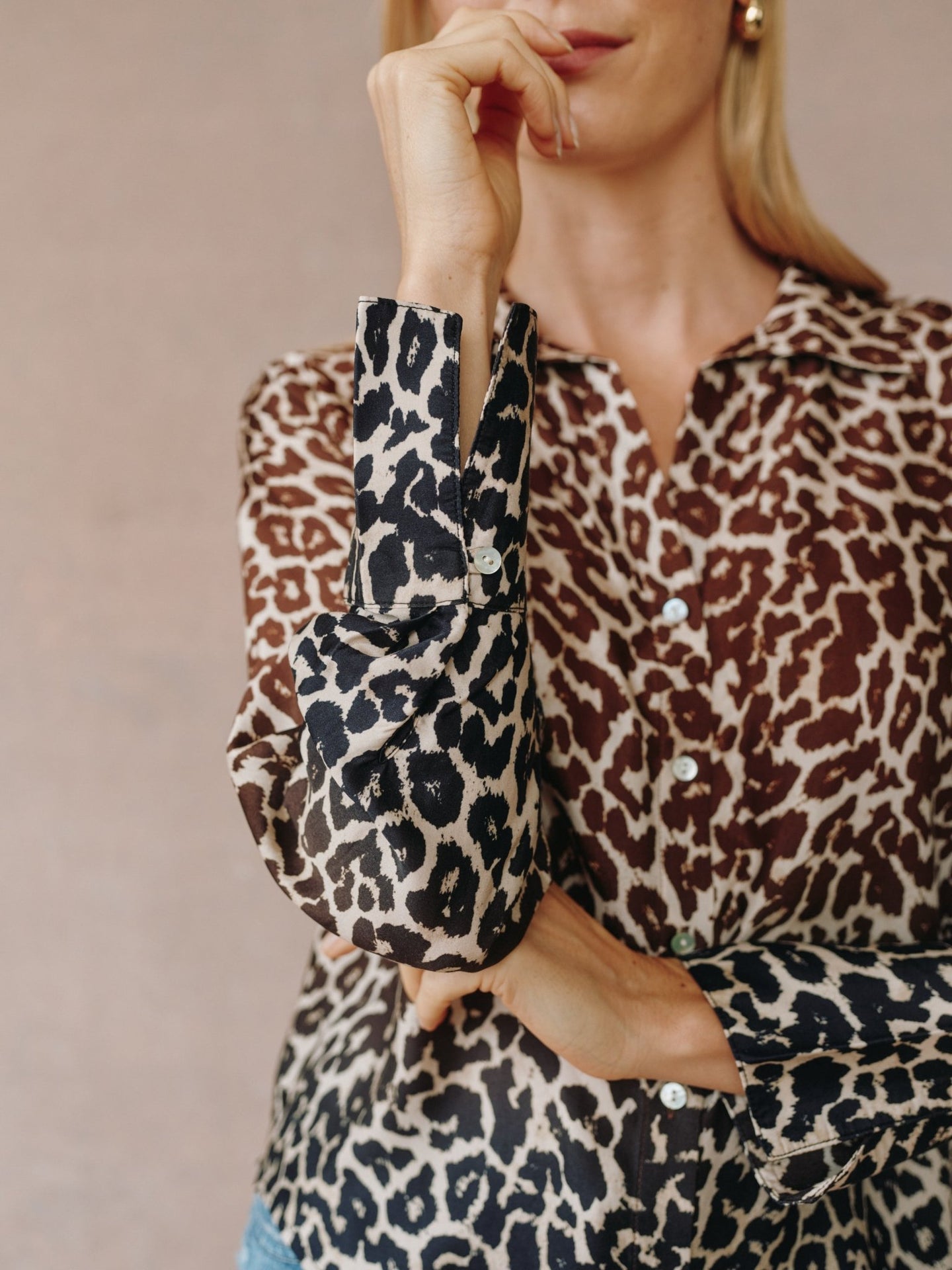 Bella DahlFlowy Wide Collar Button Down - Ombre Leopard PrintTops
