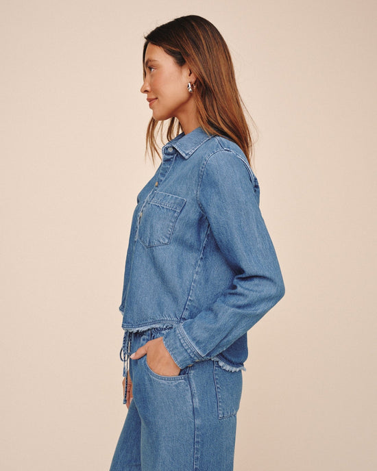 Bella Dahl Fray Hem Cropped Button Down - Indigo Mist Wash View 2