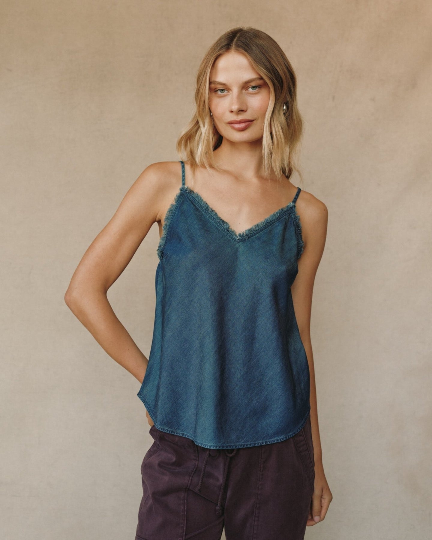 Bella DahlFrayed Cami - Twilight Rinse WashTops