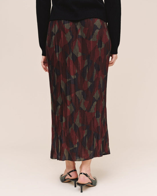 Bella Dahl Front Slit Pleated Skirt - Abstract Camo Print View 2