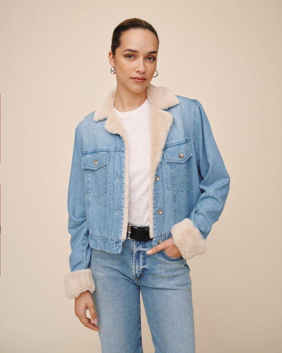 Bella Dahl Fur Trimmed Denim Jacket - Vintage Frost Wash View 2