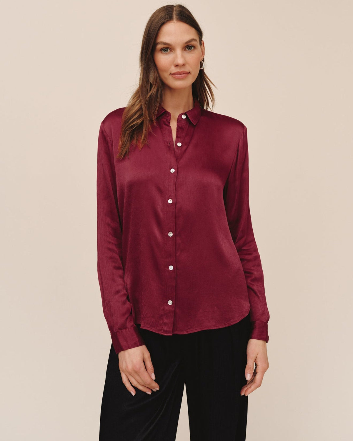 Bella DahlLong Sleeve Clean Button Down Shirt - BordeauxTops