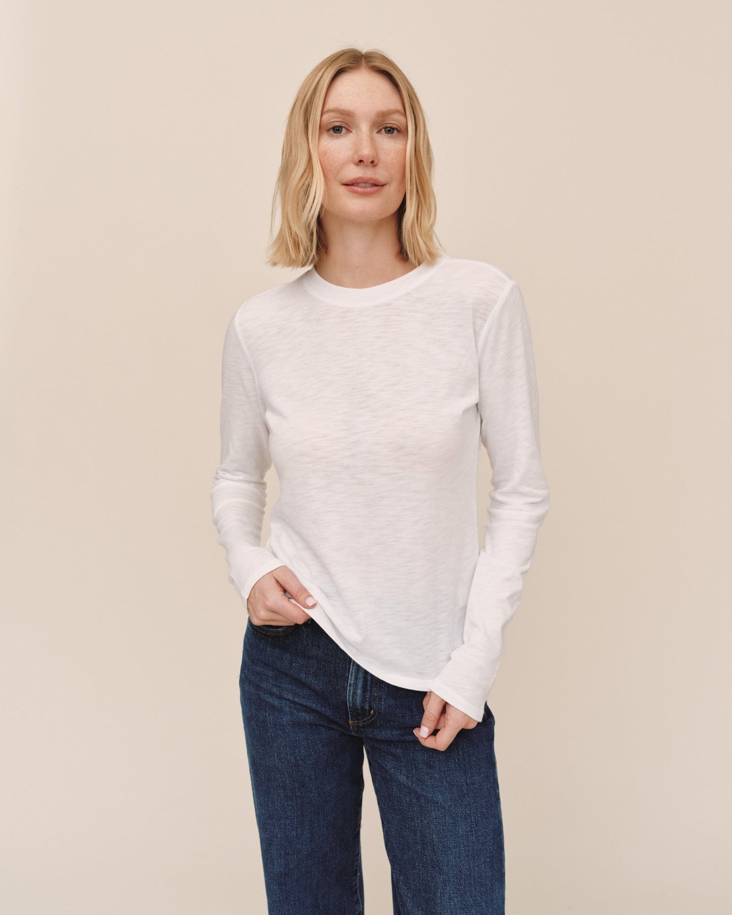 Bella DahlLong Sleeve Crew Tee - WhiteTops