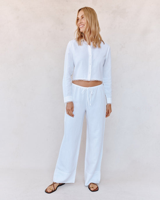 Bella Dahl Long Sleeve Cropped Shirt With Trim - White View 2