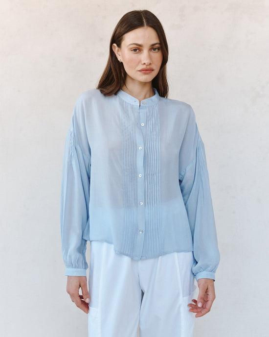 Bella Dahl Long Sleeve Drop Shoulder Pintuck Shirt - Soft Sky