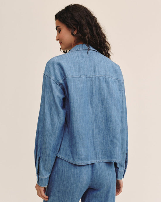 Bella Dahl Long Sleeve Flap Pocket Shirt - Island Blue Wash View 2