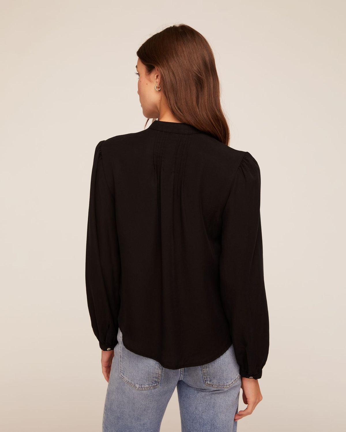 Bella DahlLong Sleeve Pintuck Blouse - BlackTops