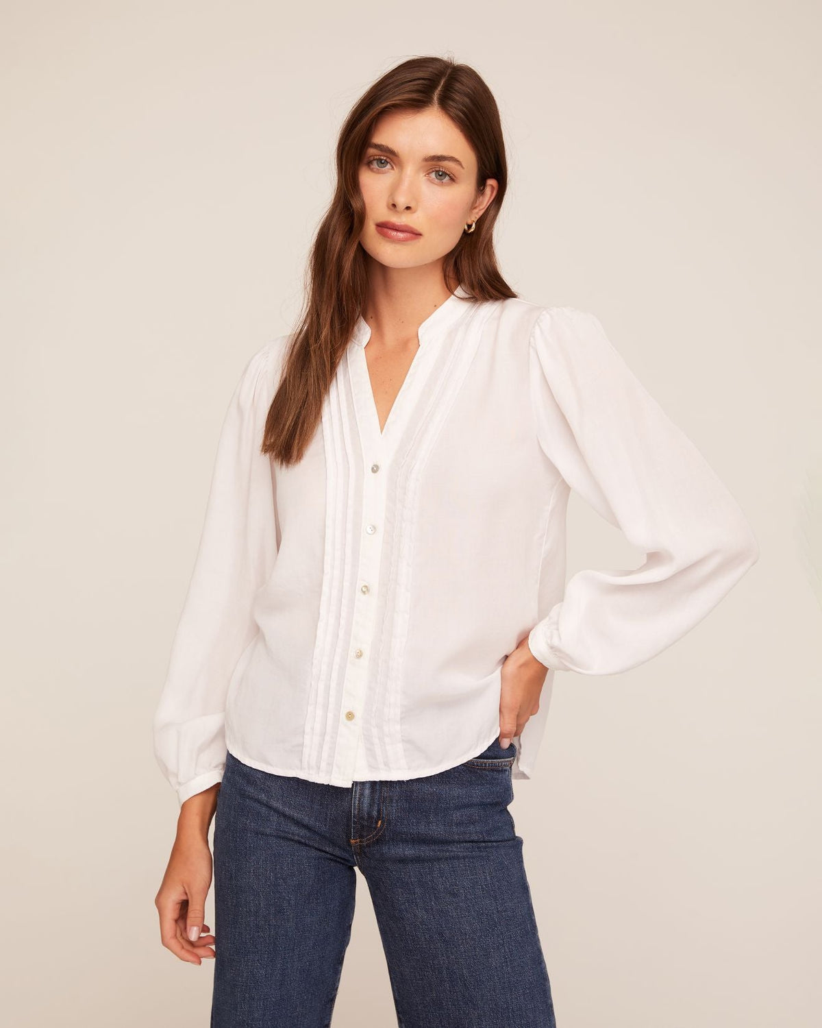 Bella DahlLong Sleeve Pintuck Blouse - WhiteTops