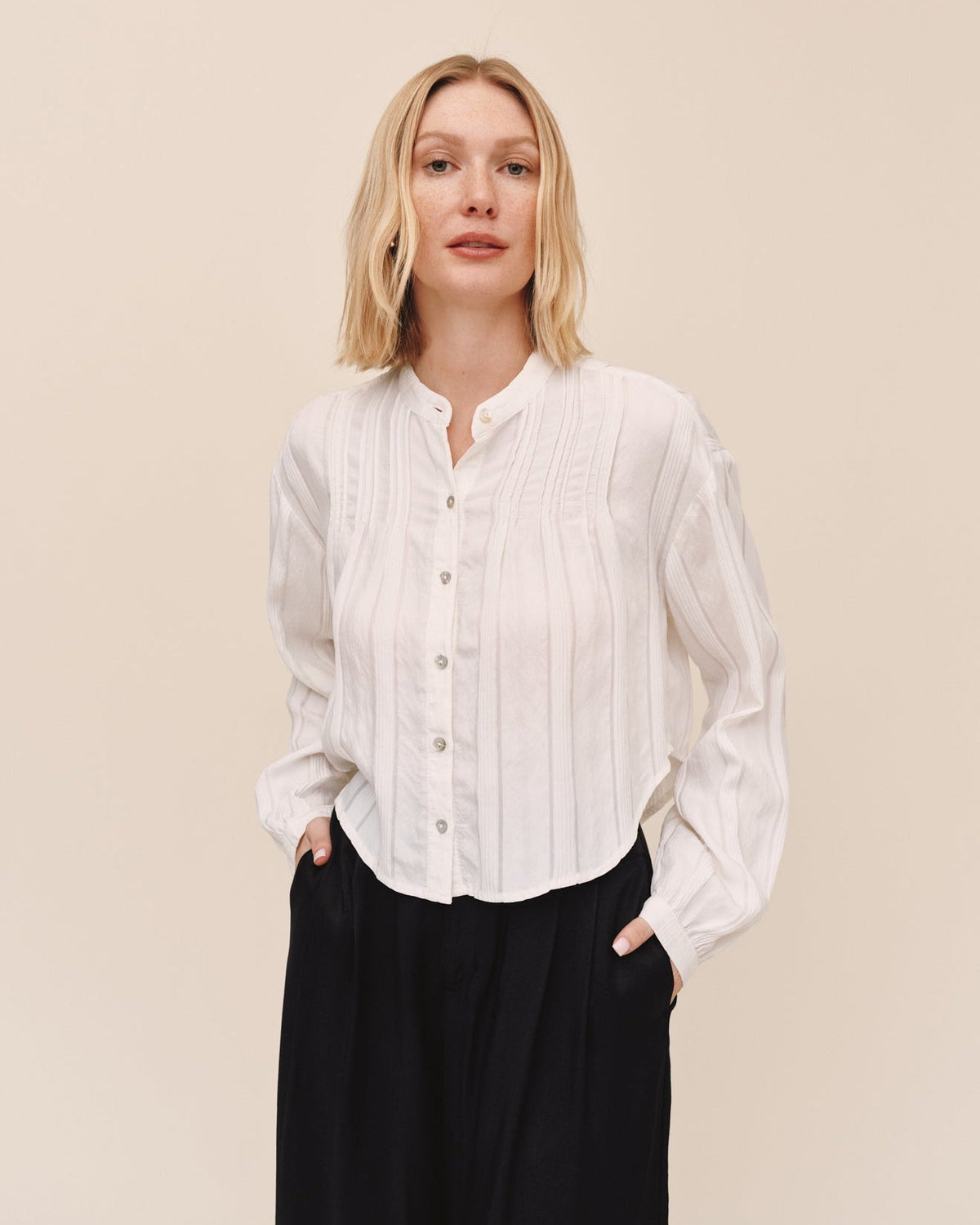 Bella DahlLong Sleeve Pintuck Shirt - Ivory Shadow StripeTops
