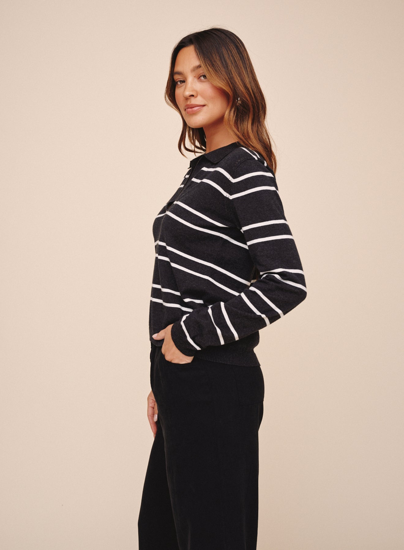 Bella DahlLong Sleeve Placket Pullover - Graphite StripeSweaters