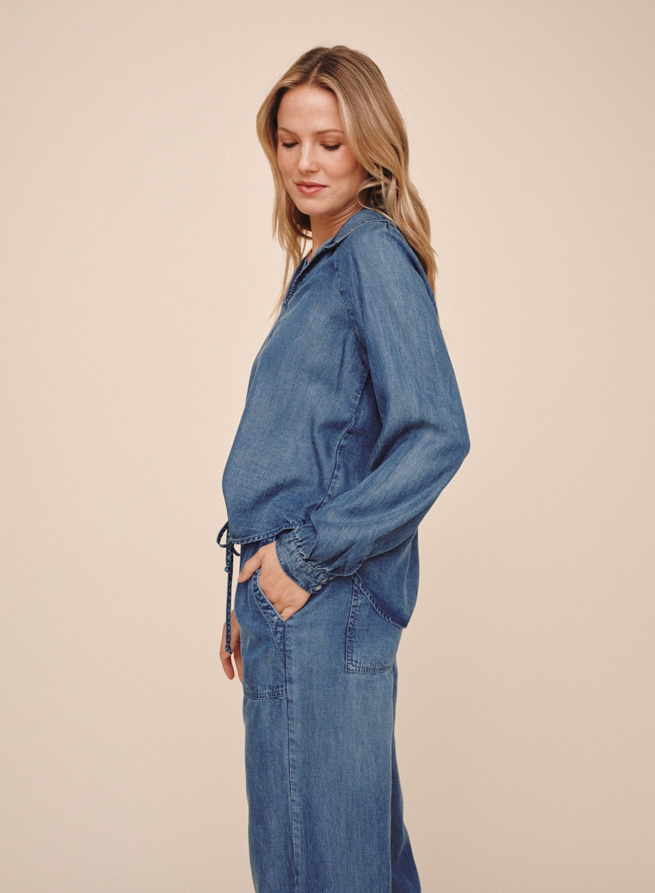 Bella DahlLong Sleeve Raglan Pullover - Shadow Blue WashTops