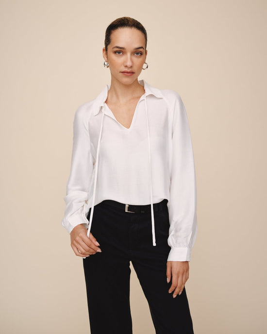 Bella Dahl Long Sleeve Raglan Pullover- White View 2