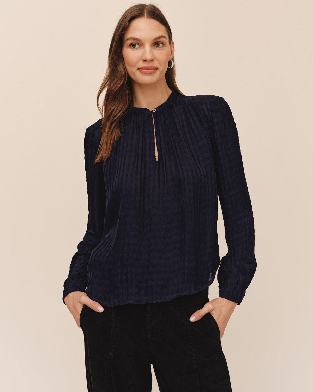 Bella DahlLong Sleeve Shirred Pullover - TwilightTops
