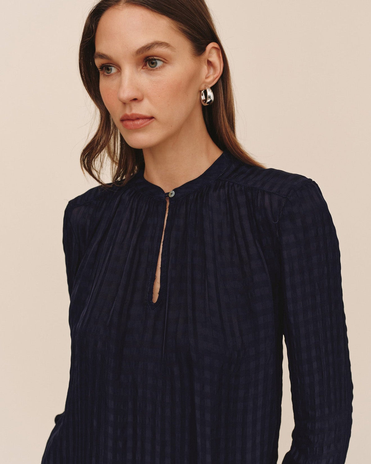 Bella DahlLong Sleeve Shirred Pullover - TwilightTops