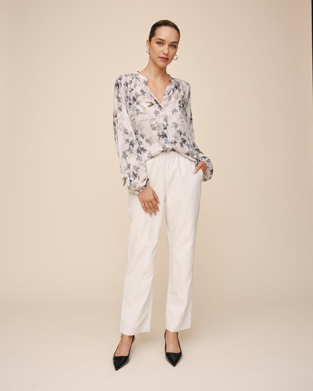 Bella DahlLong Sleeve Shirred Raglan Shirt - Frozen WisteriaTops