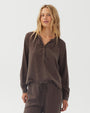 Bella DahlLong Sleeve Wide Placket Pullover - Dark ChestnutTops