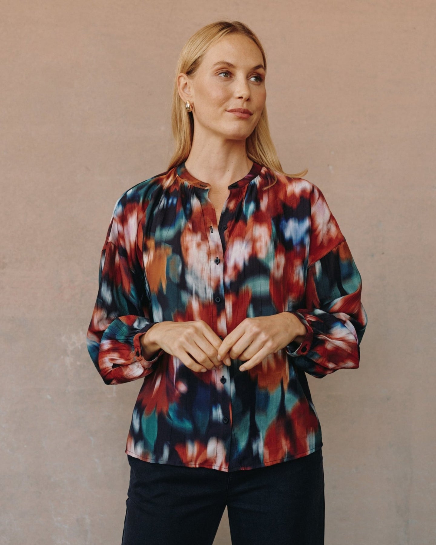 Bella DahlMandarin Collar Button Down - Blurred Floral PrintTops
