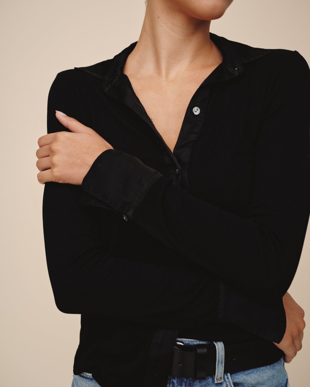 Bella DahlMixed Button Down - BlackTops