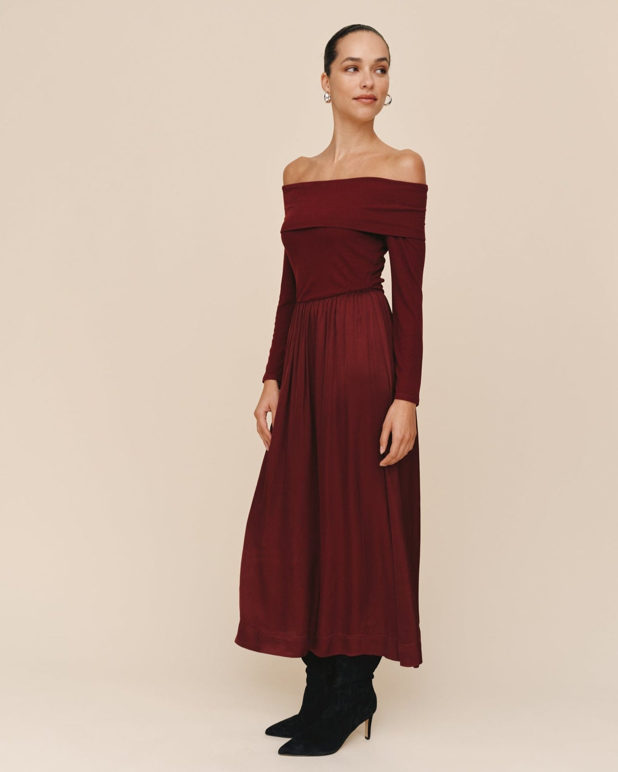 Bella DahlOff Shoulder Dress - Cabernet RedDresses
