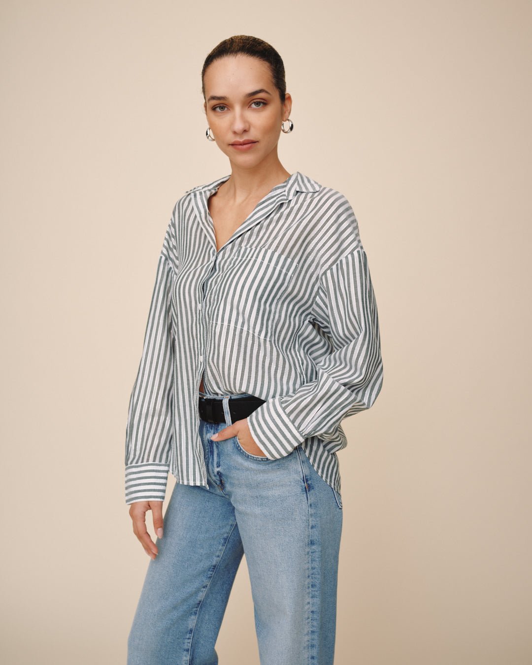 Bella DahlOversize Pocket Shirt - Shimmer OliveTops