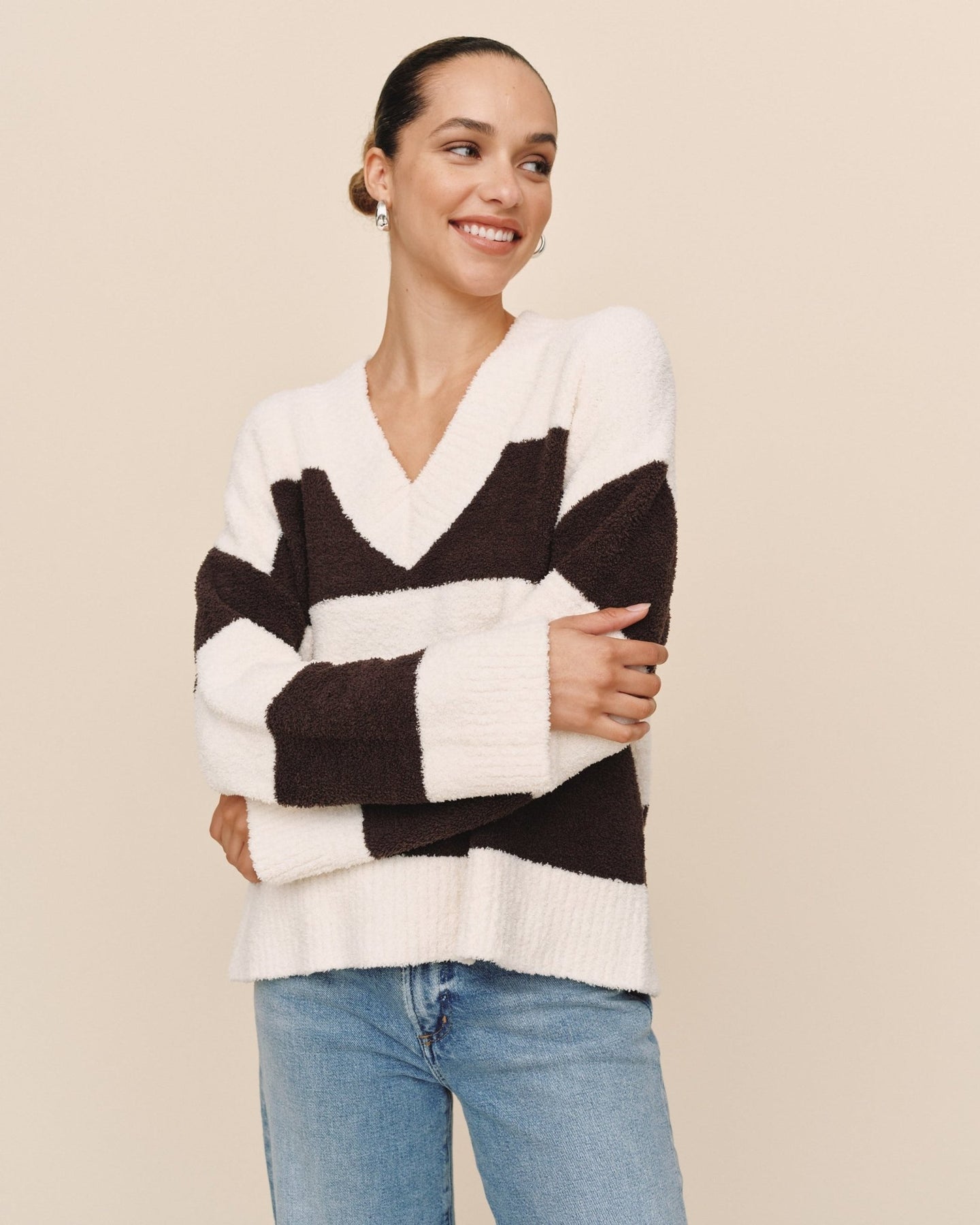 Bella DahlOversized V Neck Sweater - Frost and FawnSweaters