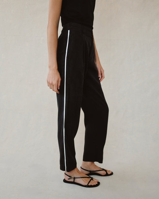 Bella Dahl Piped Trouser Pant - Black