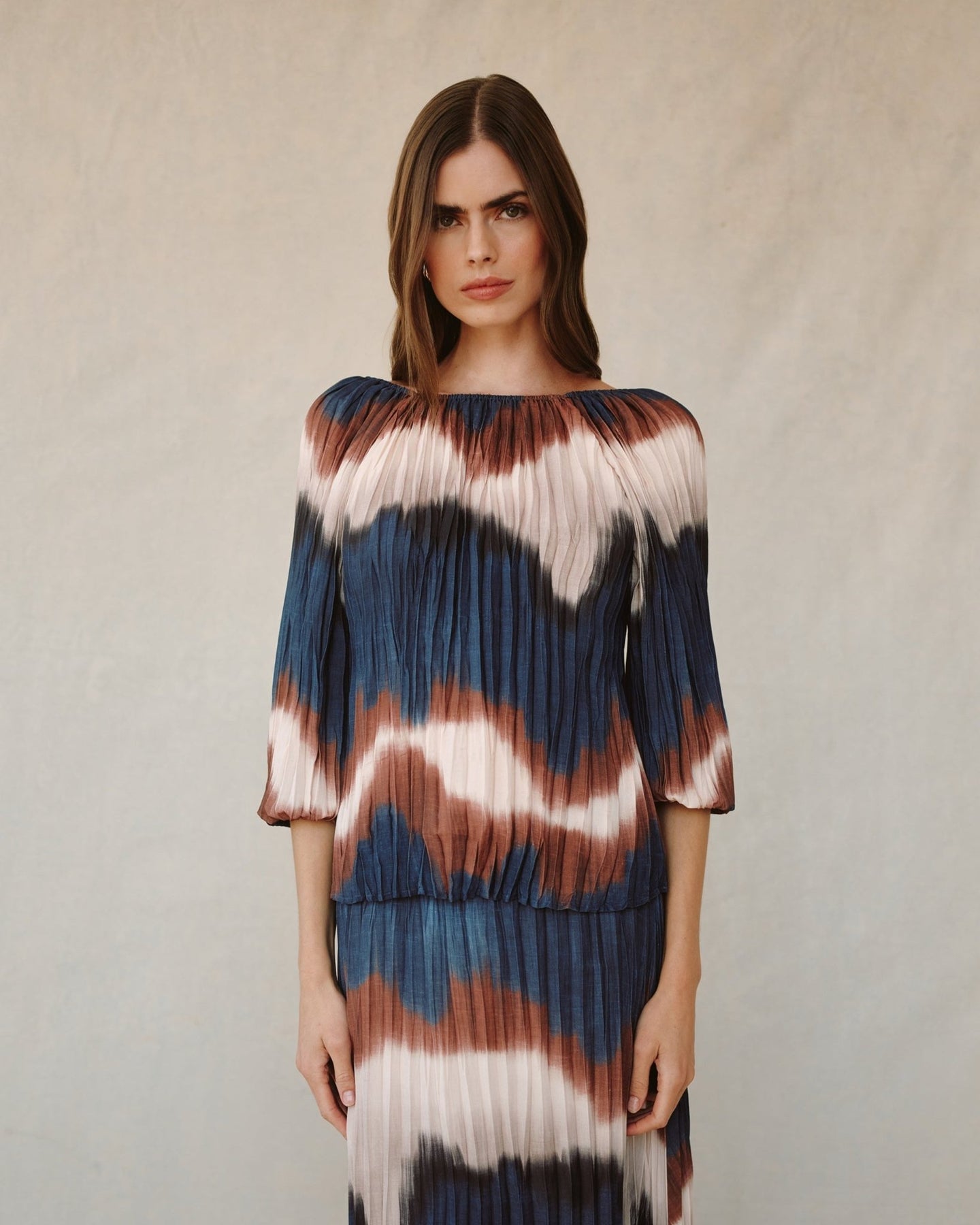 Bella DahlPleated 3/4 Bubble Sleeve Blouse - Midnight Tides PrintTops