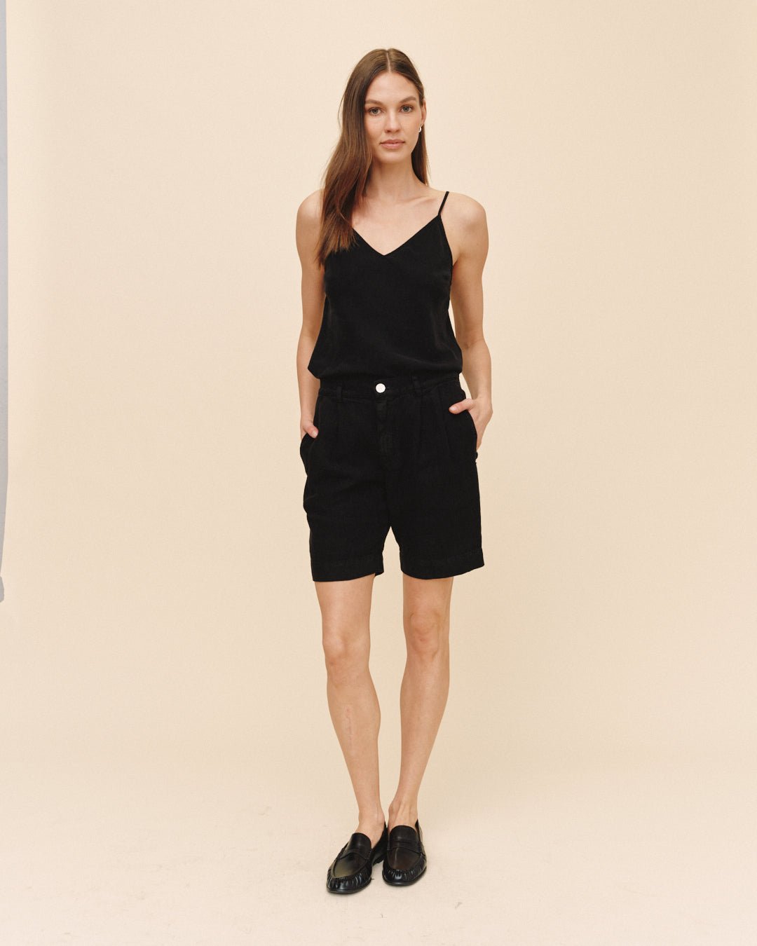 Bella DahlPleated Bermuda - BlackShorts