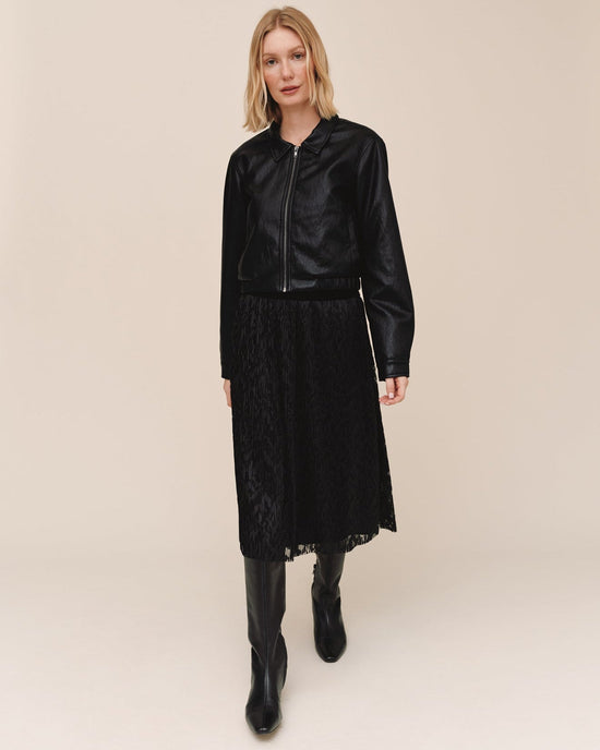 Bella Dahl Pleated Lace Skirt With Velvet Waistband - Black
