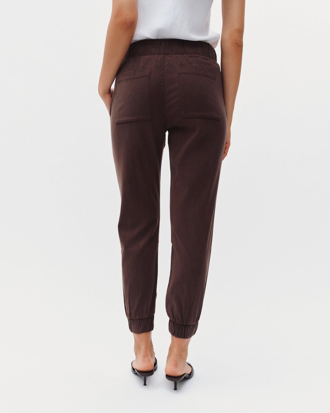 Bella DahlPocket Jogger - Dark ChestnutJoggers