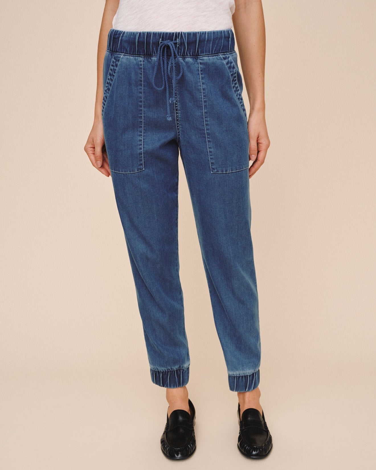 Bella DahlPocket Jogger - Faded Indigo WashJoggers