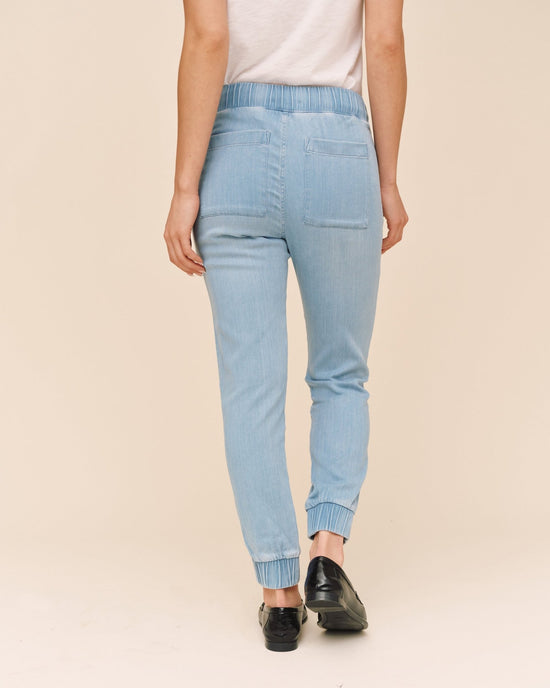 Bella Dahl Pocket Jogger - Indigo Lake Wash View 2