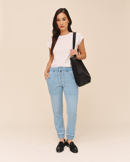 Bella Dahl Pocket Jogger - Indigo Lake Wash