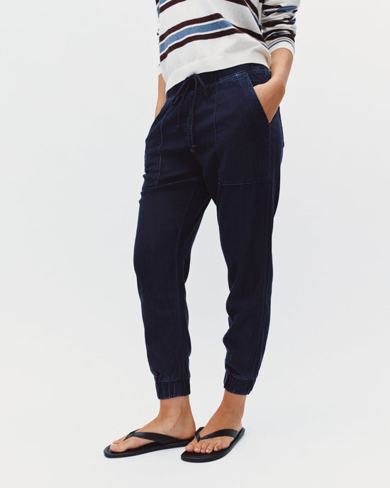 Bella Dahl Pocket Jogger - Midnight Rinse Wash