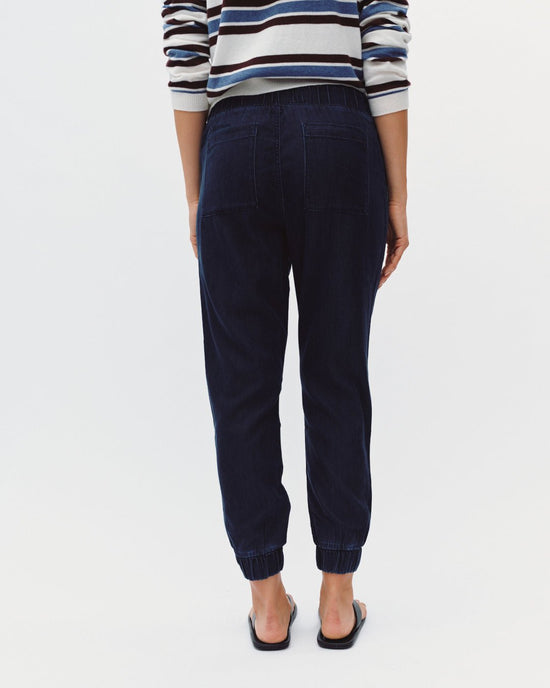 Bella Dahl Pocket Jogger - Midnight Rinse Wash View 2