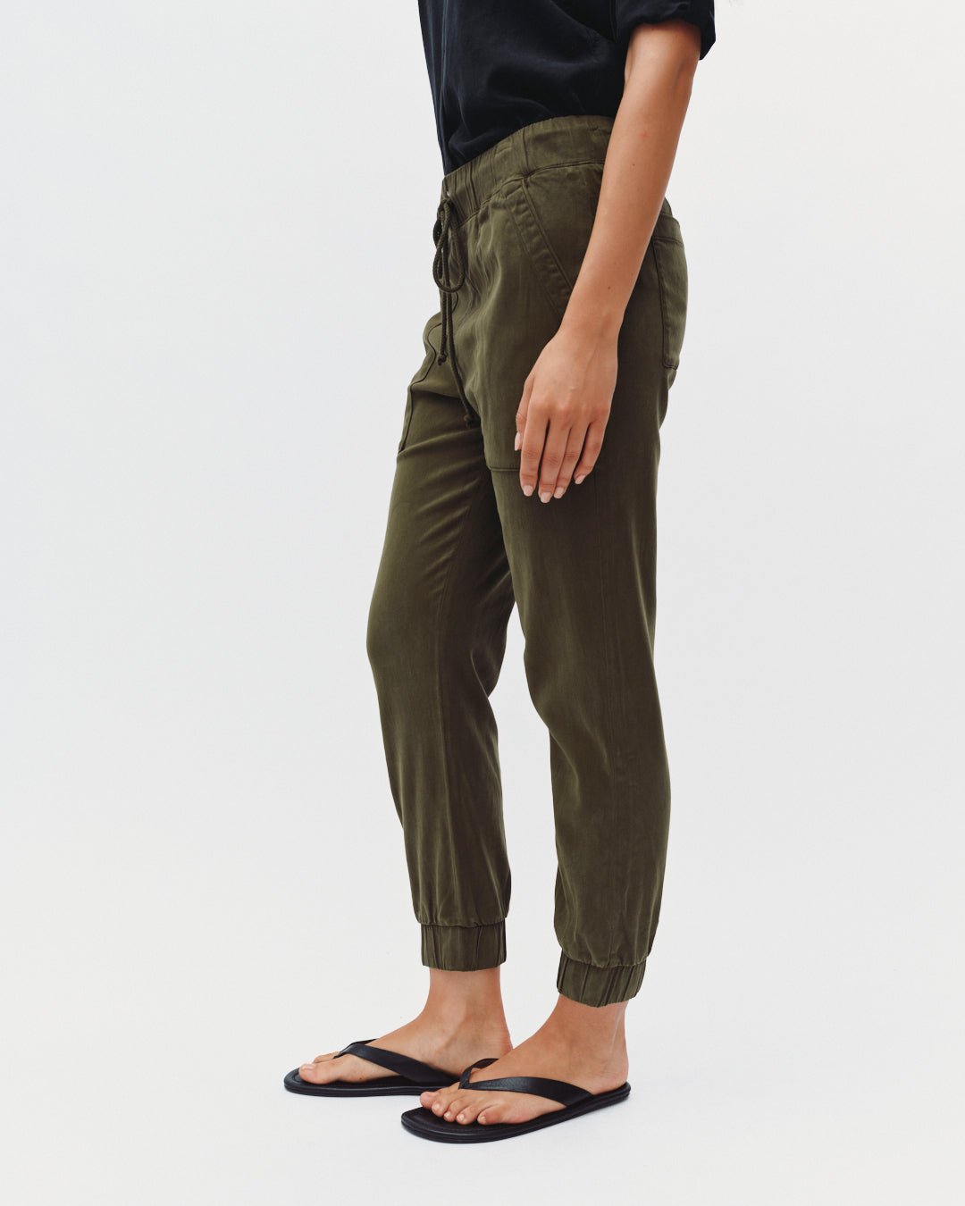 Bella DahlPocket Jogger - Olive NightJoggers
