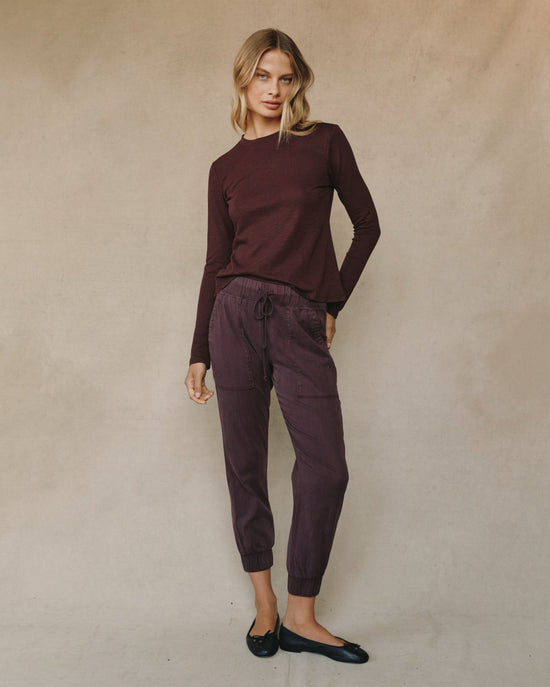 Bella Dahl Pocket Jogger - Pinot Noir