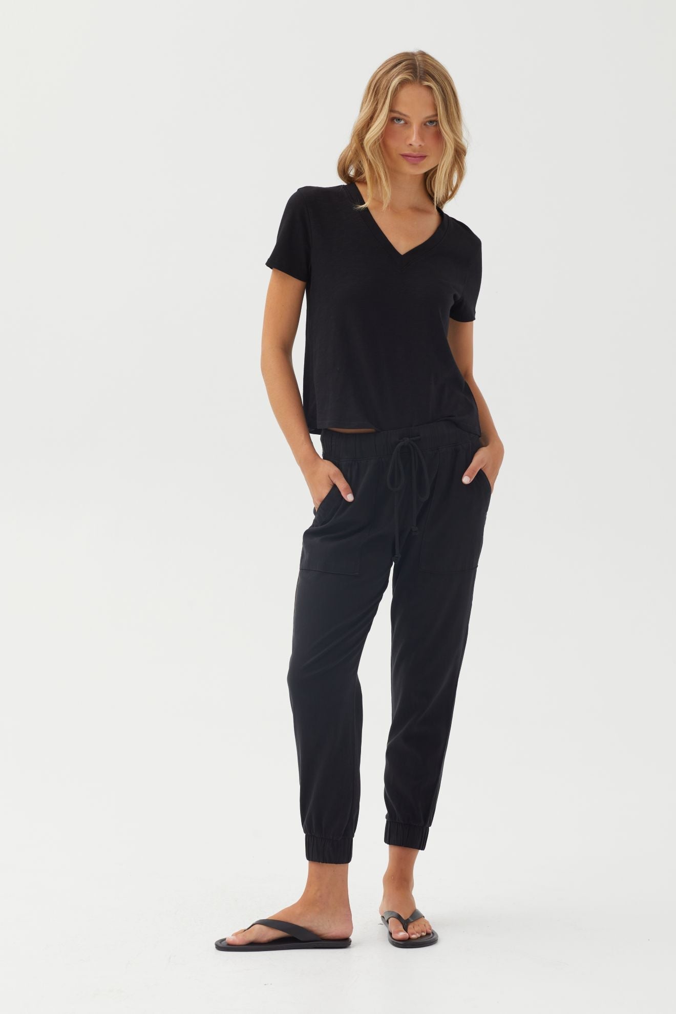 Bella DahlPocket Jogger - Vintage BlackJoggers