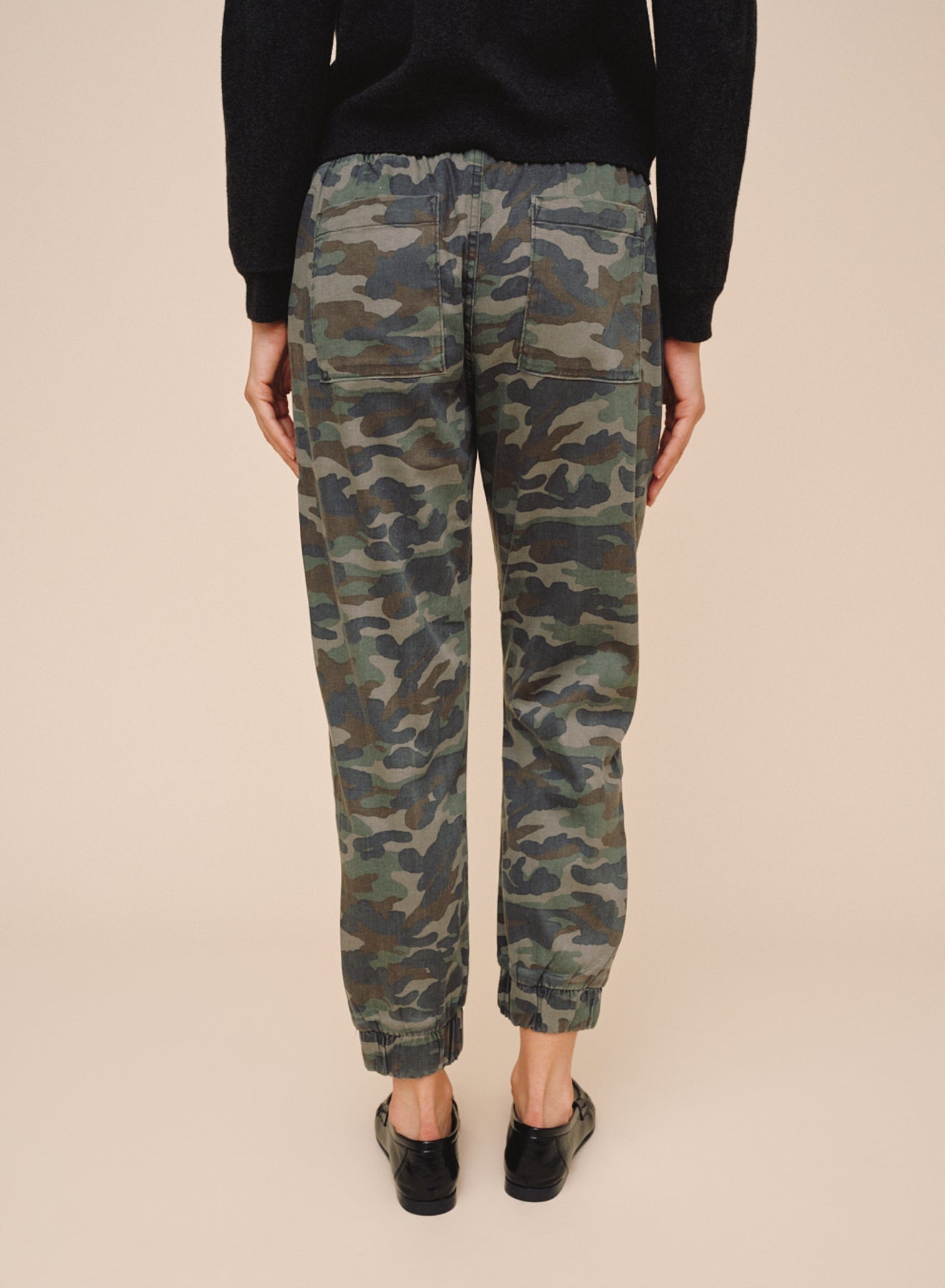 Bella DahlPocket Jogger - Vintage CamouflageJoggers