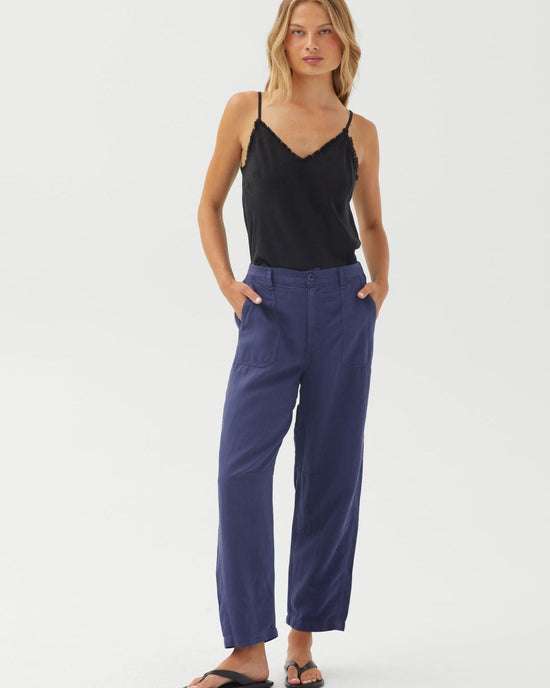 Bella Dahl Porkchop Darted Knee Pant - Deep Cobalt