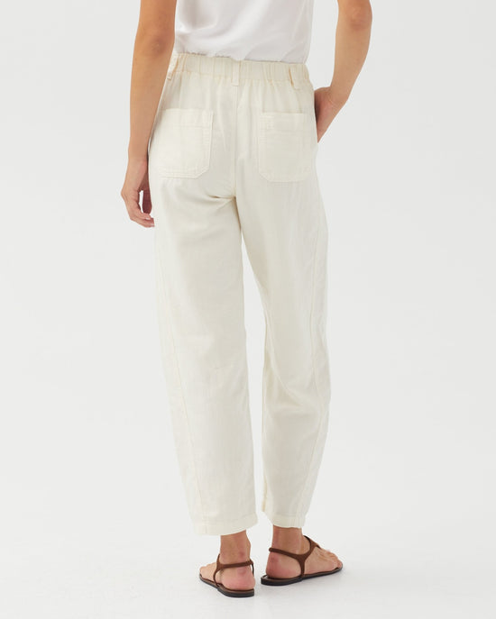 Bella Dahl Porkchop Darted Knee Pant - Ivory View 2