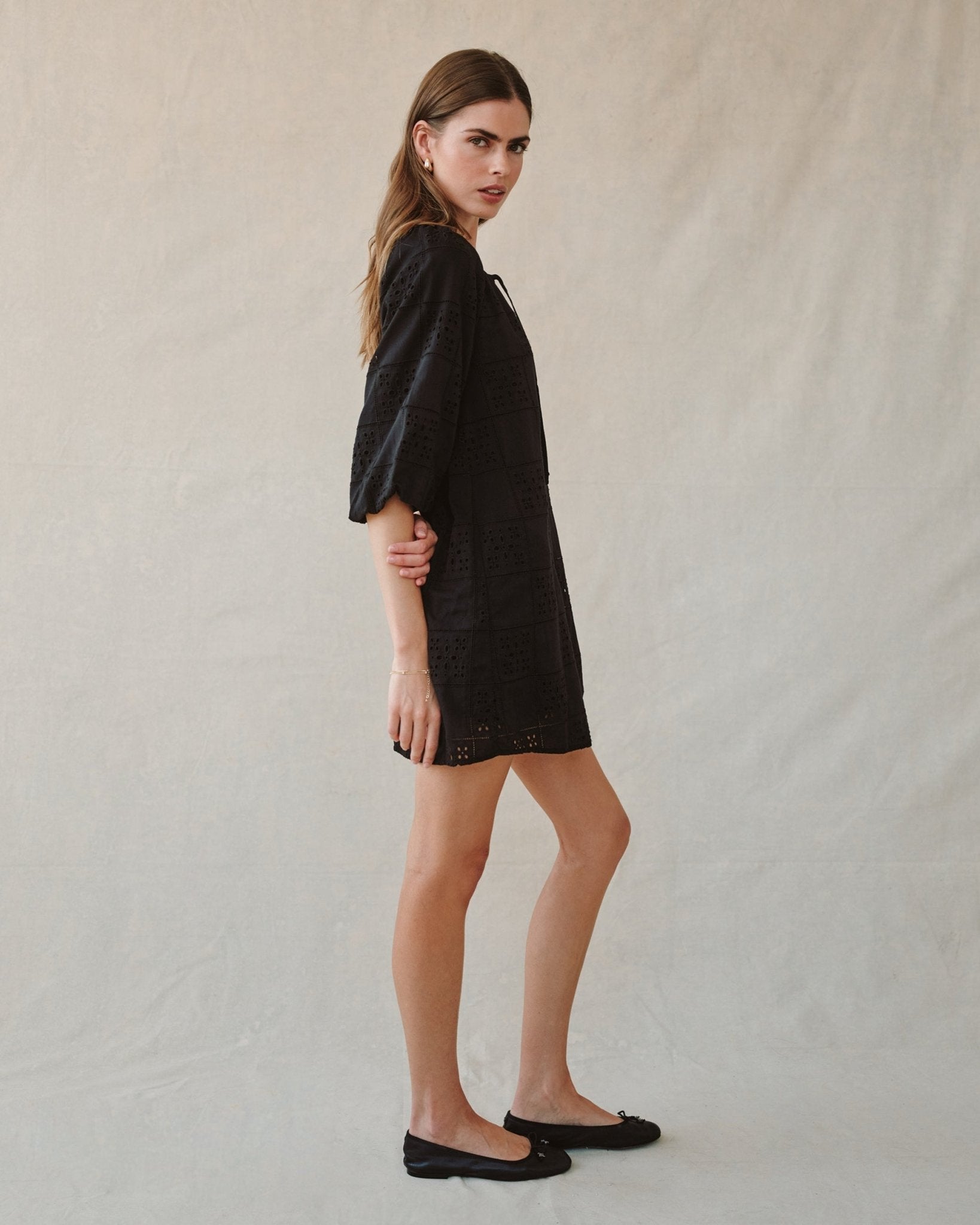 PULLOVER PUFF SLEEVE DRESS BLK - Bella Dahl