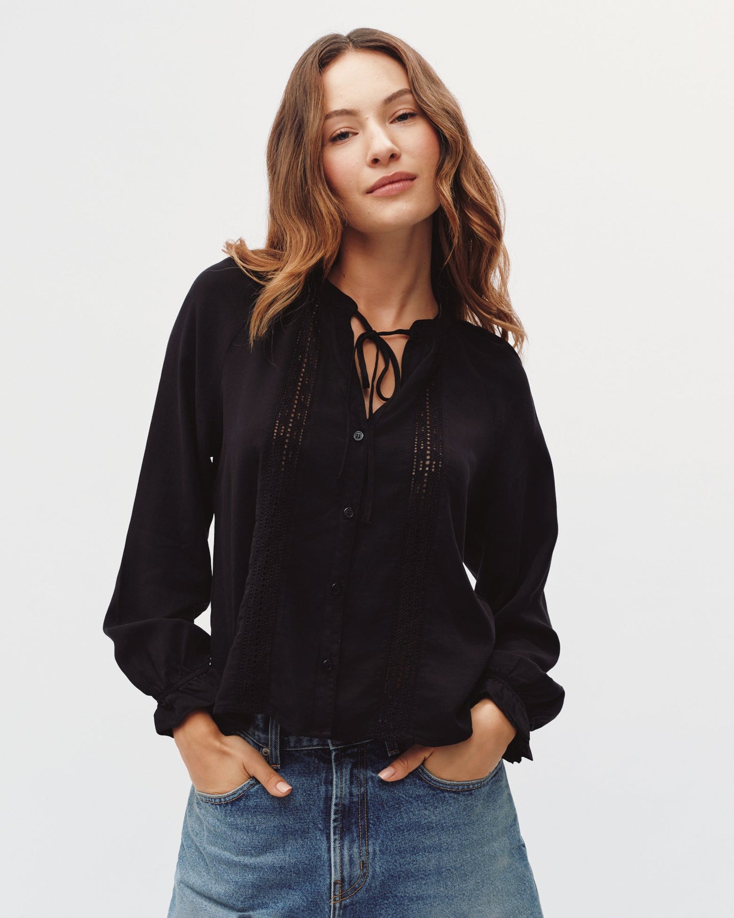 Bella DahlRaglan Sleeve Top With Lace Inset - BlackTops