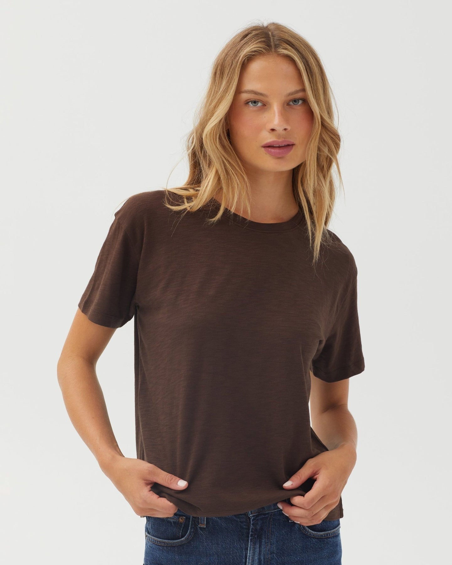 Bella DahlRelaxed Crew Neck Tee - Dark ChestnutTops