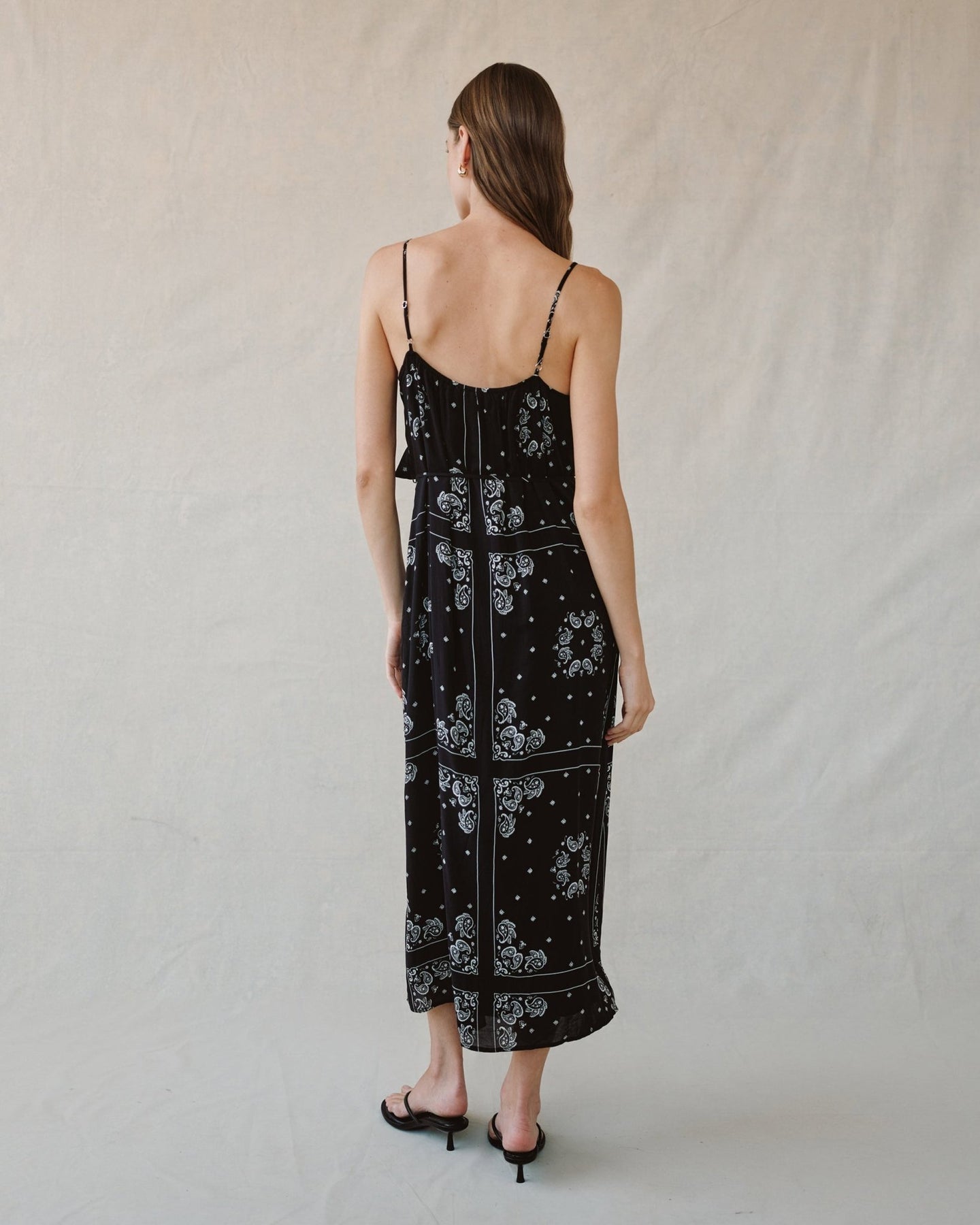 Bella DahlRuffle Cami Midi Dress - Bandana PrintDresses