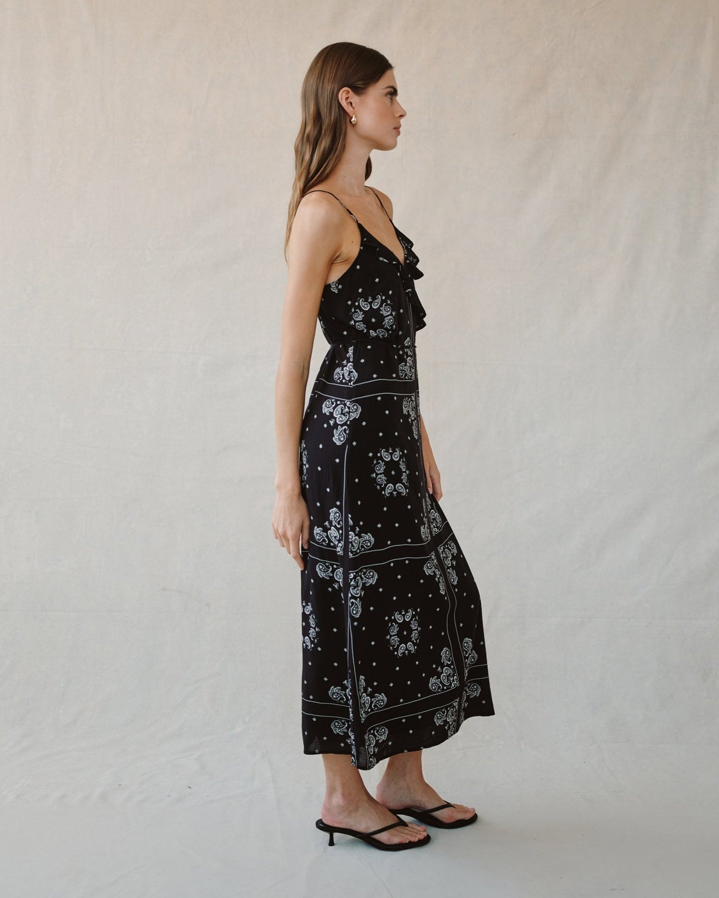 Bella DahlRuffle Cami Midi Dress - Bandana PrintDresses