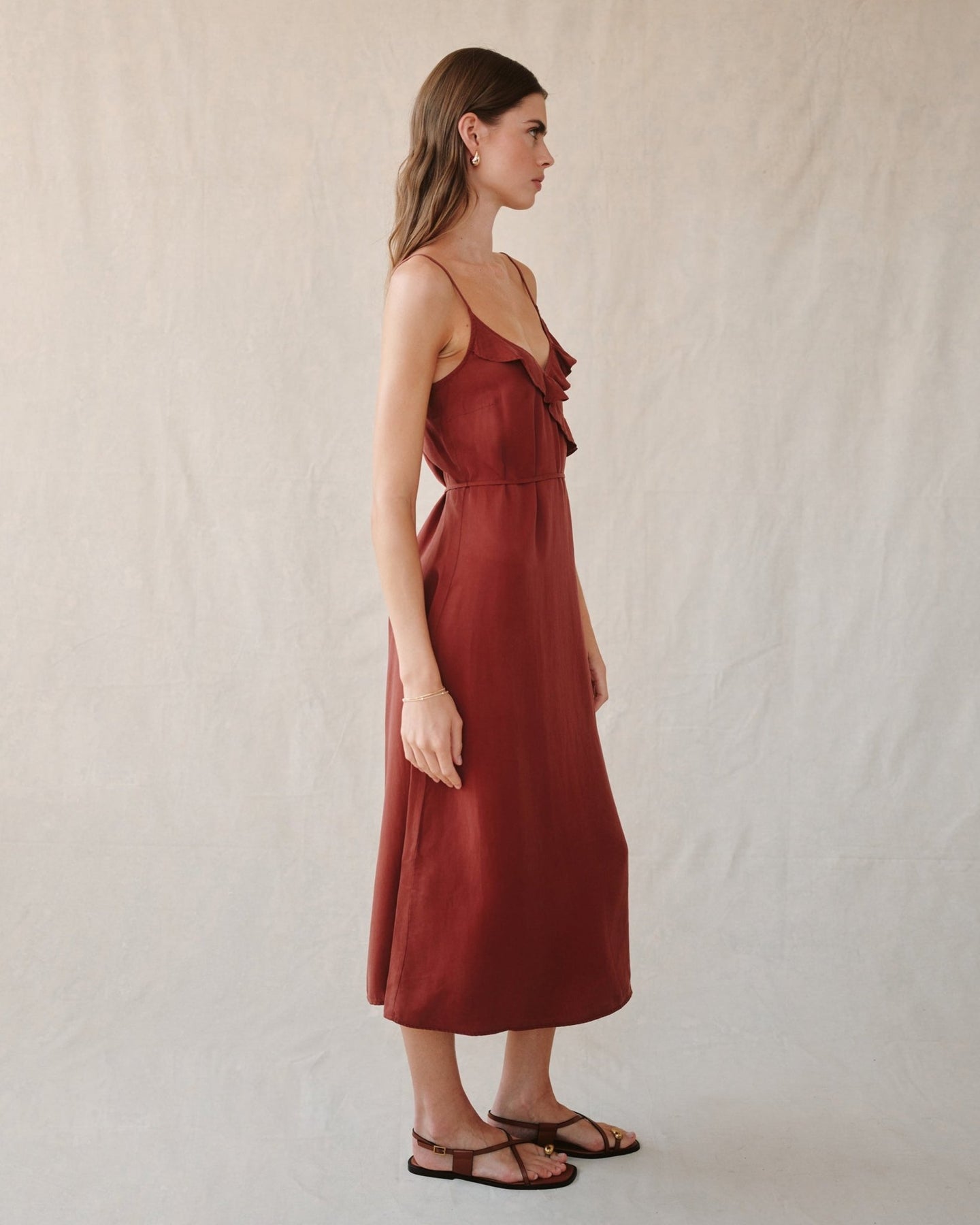 Bella DahlRuffle Cami Midi Dress - Harvest RedDresses