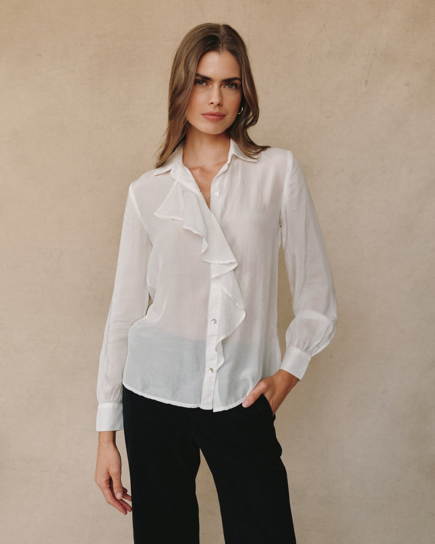 Bella DahlRuffle Front Shirt - Sheer IvoryTops