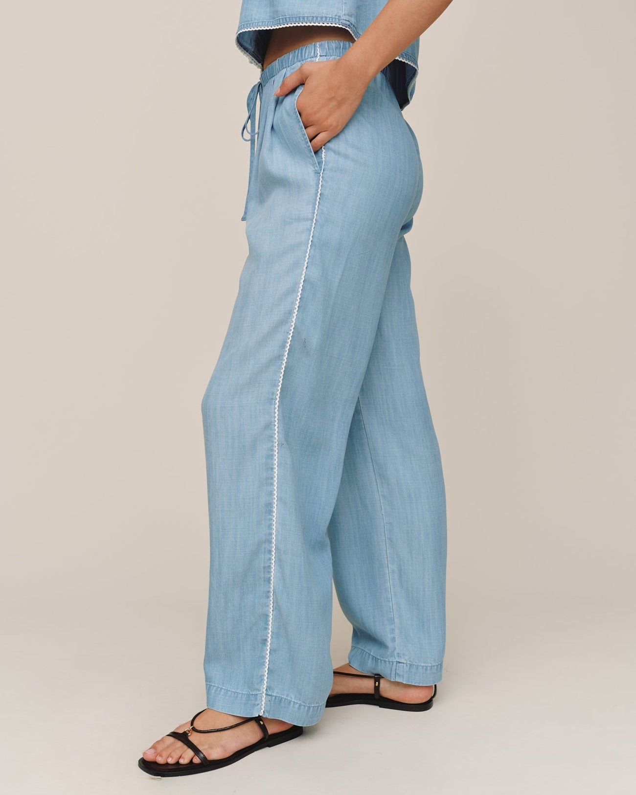 Bella DahlScallop Side Seam Pant - Ombre Mist WashPants