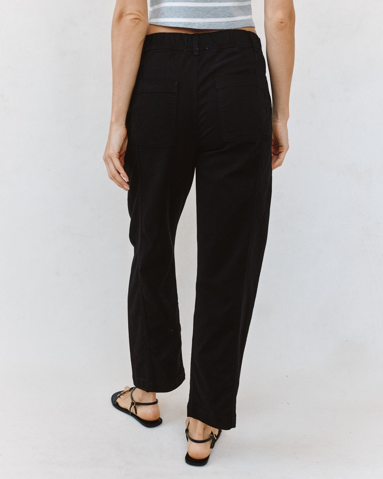 Bella DahlSeamed Soft Barrel With Elastic Back - BlackPants